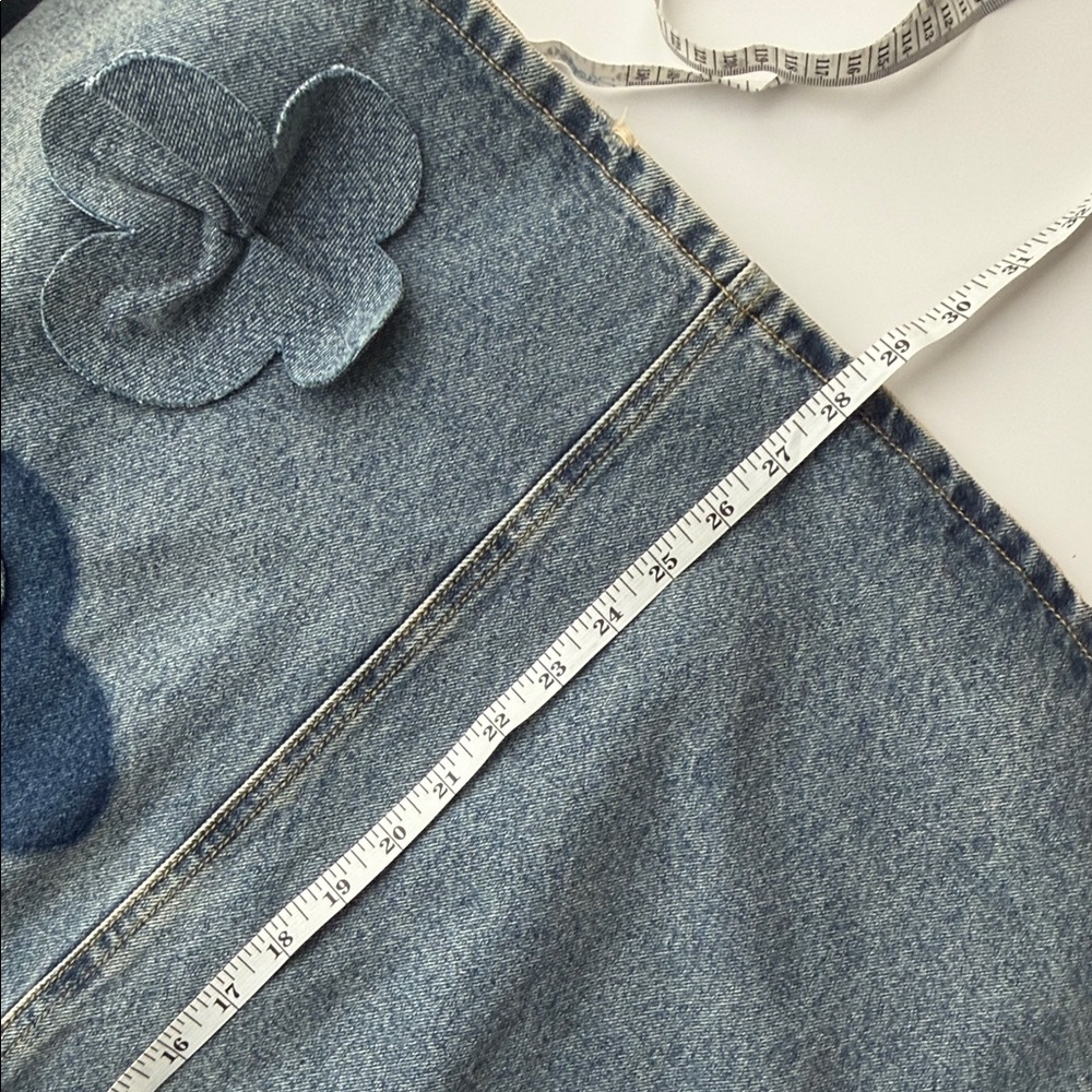 Chic Floral Embellished Denim Skirt - Picture 5 of 5